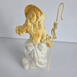 Vintage Used AVON Collectable Bottle "Little Bo Peep"